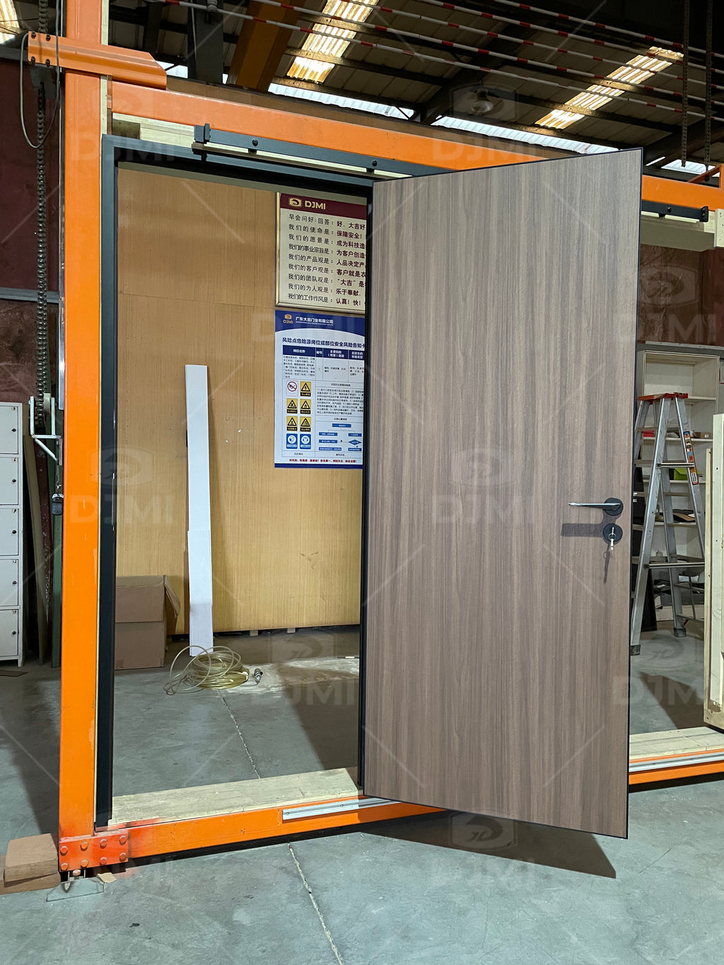 Foshan Wooden Door Manufacturer High Quality, Durable and Scratch Resistant Aluminum Frame Melamine Skin Door for Interior Room