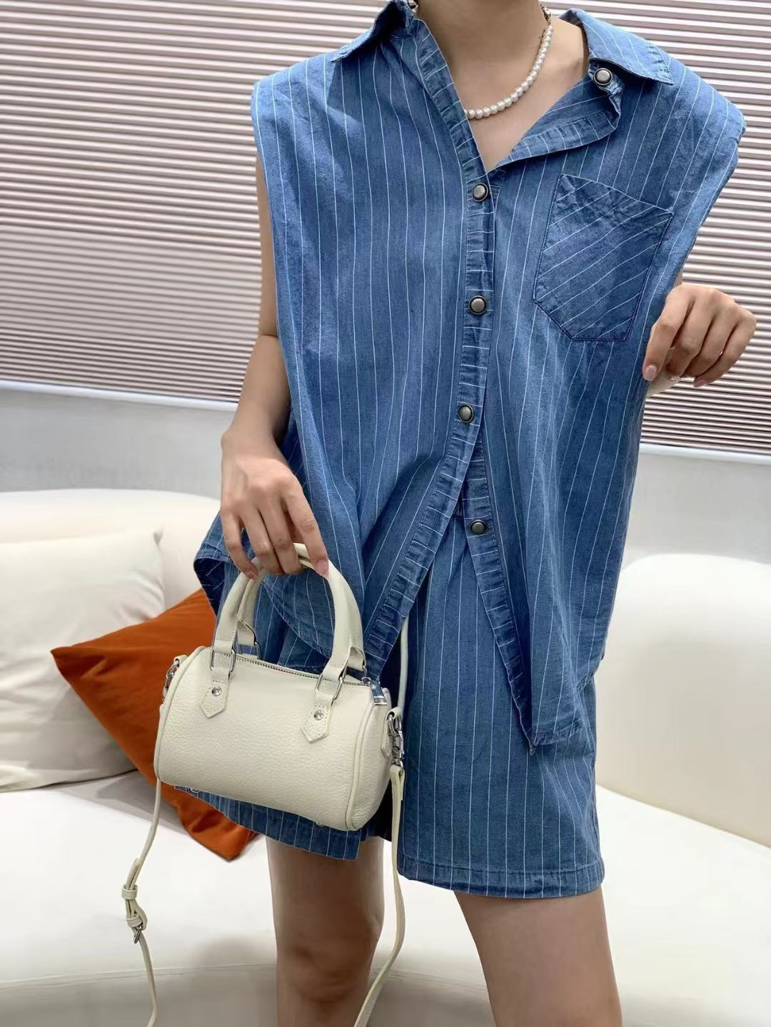 High-end texture genuine leather Boston pillow bag for women2025New Top Layer Cowhide Handbag and Crossbody Bag from Shiling