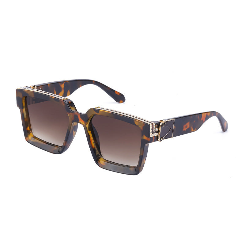 Diamond-Studded Large Square Frame Sunglasses for Women, European and American Style, 0k Influencer Same Style Sunglasses for Men, Trendy and High-End Feel shades