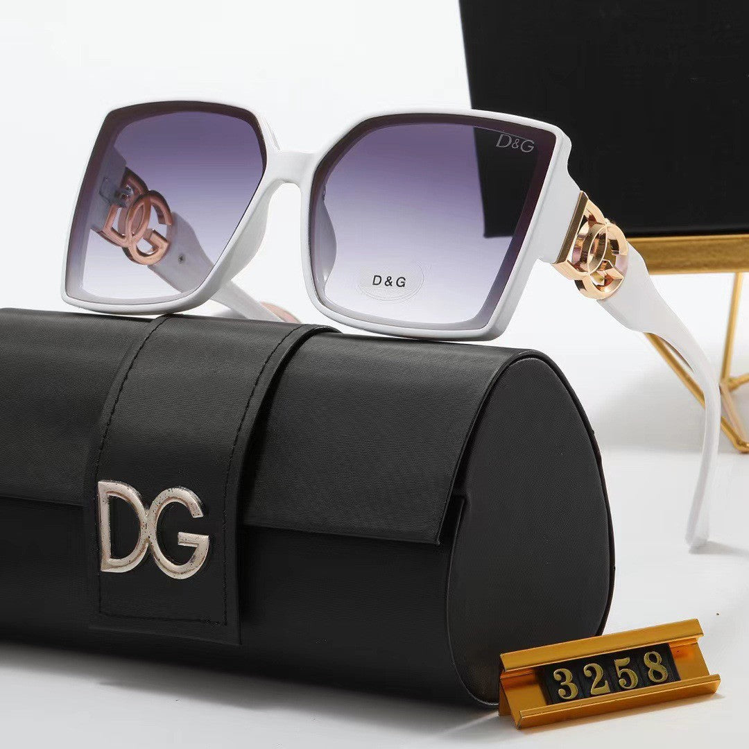 Fashion Brand Sunglasses for Women, European and American Classic Shades, Large Frame, High-End Feel D Home Sunglasses
