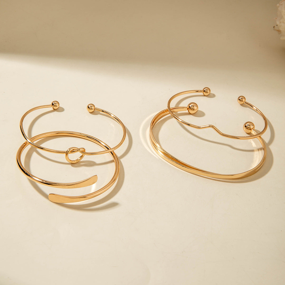 European and American Ornament Stackable Round Imitation Pearl Smooth Open Bracelet Fashion Jewelry Bracelet Wholesale