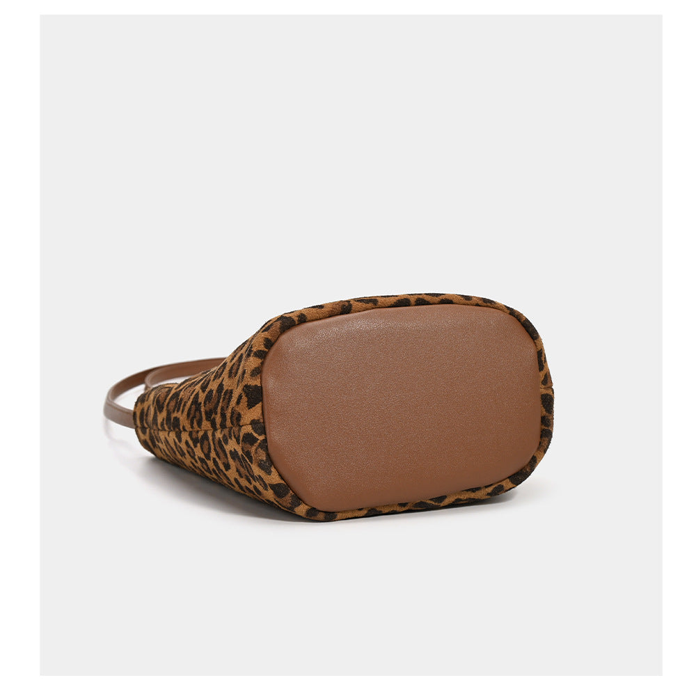 Leopard Print Genuine Leather Bucket Bag Niche Women's Bag Autumn Winter New Versatile High-end Soft Cowhide Single Shoulder Crossbody Bag