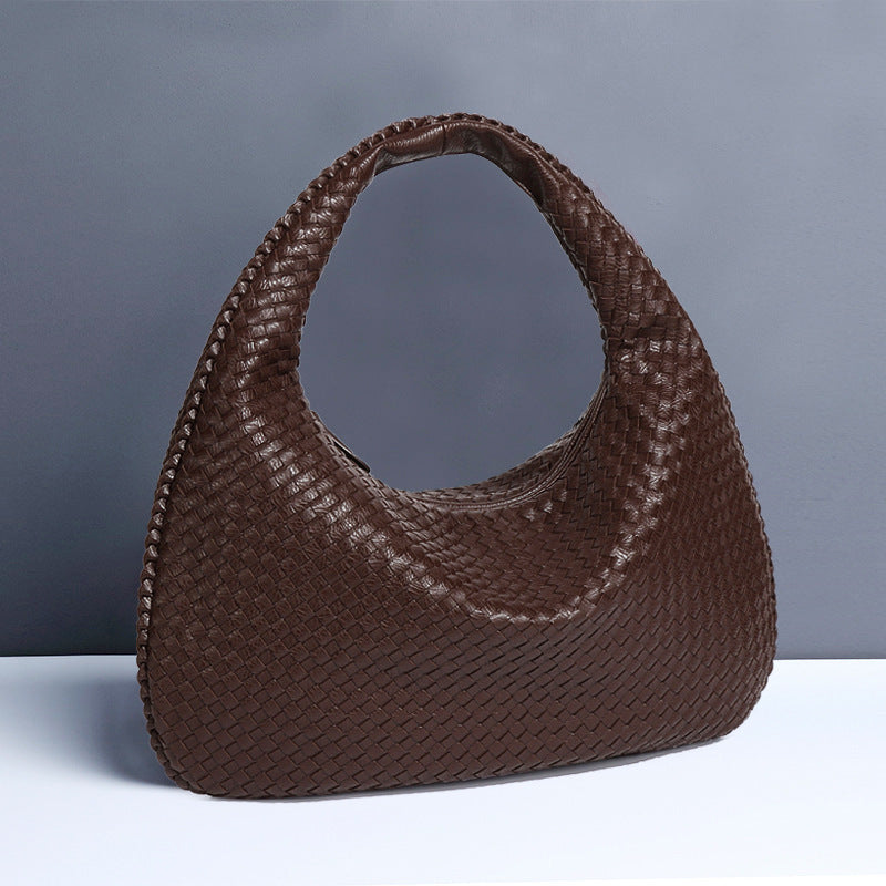 European and American New Crescent Women's Bag Fully Handwoven Handheld Dumpling Bag Fashionable Versatile European and American Style Single Shoulder Underarm Bag
