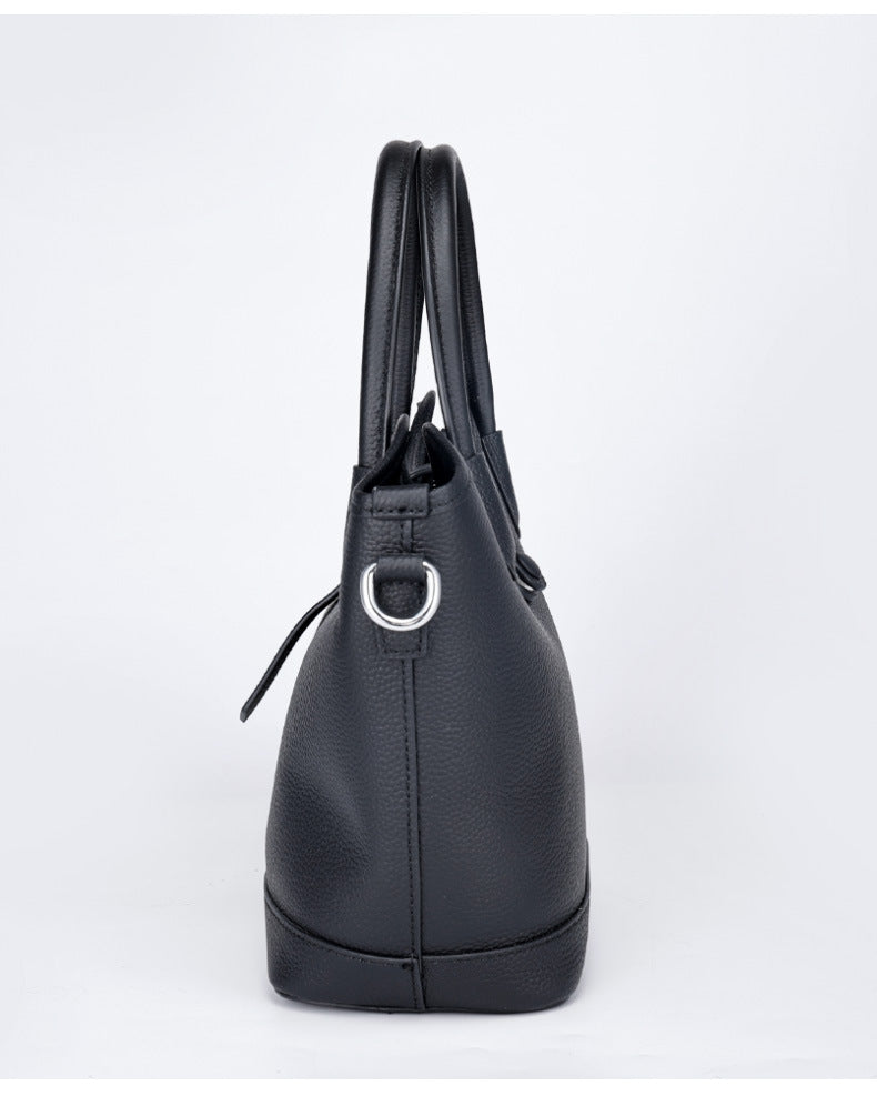European and American Style Single Shoulder Handbag Fashion Women's Bag Light Luxury Crossbody Bag Women's Niche Versatile Large Capacity Tote Bag Genuine Leather
