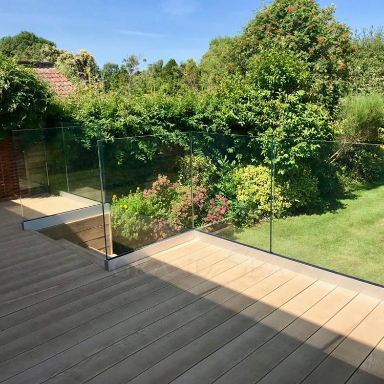 Outdoor Simple Balcony Glass Railing Balustrade Designs for Swimming Pool