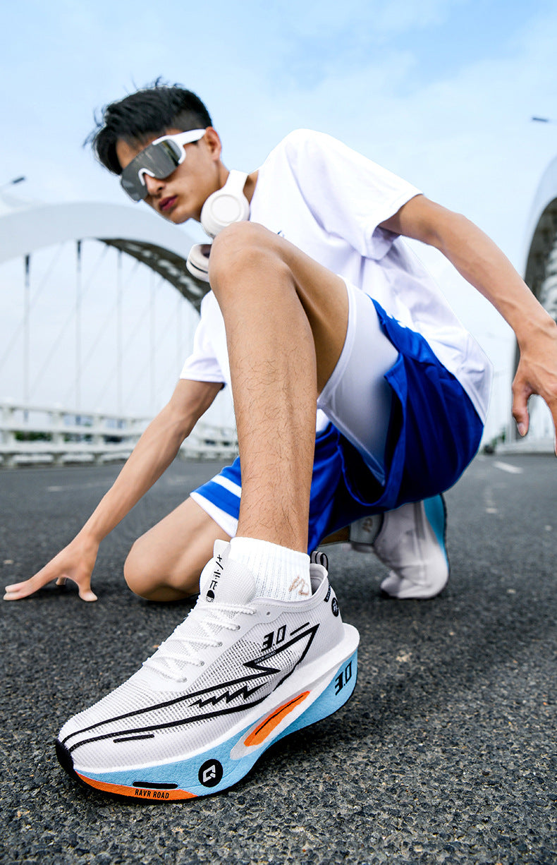 New Fashionable Casual Breathable Comfortable Running Shoes with Real Carbon Plate High Elasticity Shock Absorption for Student Training Sports Shoes