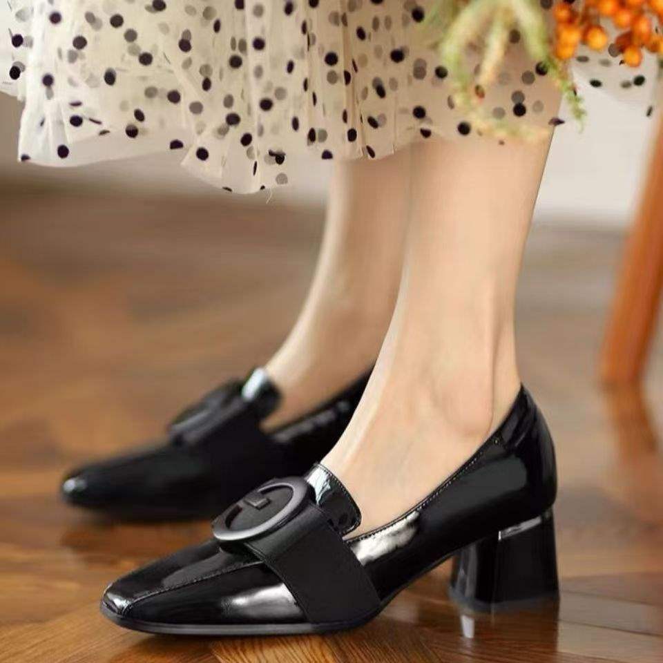 Soft Leather Patent Leather New Style Women's Shoes Fragrance Style Korean Version Square Toe Elegant Small Leather Shoes Versatile Soft Sole Chunky Heel Loafers for Women