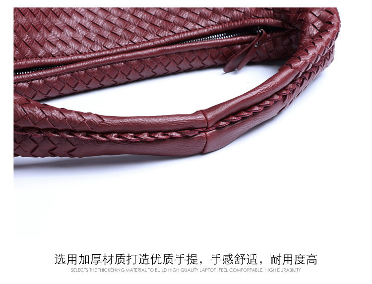 European and American New Crescent Women's Bag Fully Handwoven Handheld Dumpling Bag Fashionable Versatile European and American Style Single Shoulder Underarm Bag