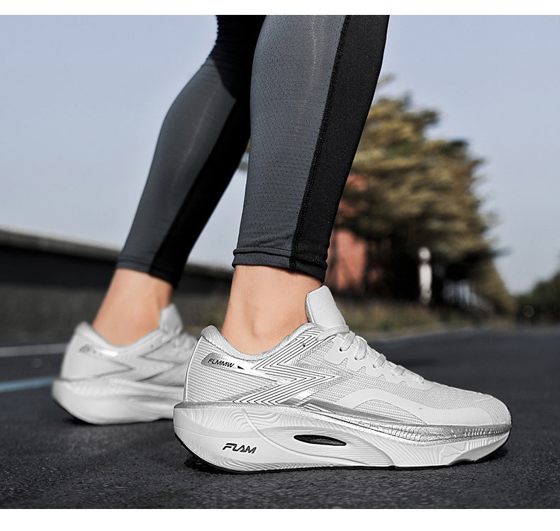 Summer New Mesh Breathable Carbon Plate Ultra-light Sports Shoes for Teenagers Couples Casual Fashion High Elastic Soft Sole Running Shoes