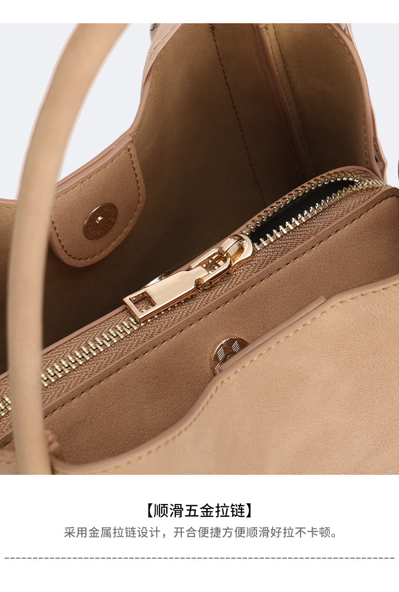 European and American New Bucket Bag Versatile Handbag Large Capacity Showy Basket Bag Women's Fashion Light Luxury Single Shoulder Crossbody Bag