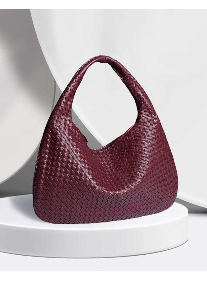 European and American New Crescent Women's Bag Fully Handwoven Handheld Dumpling Bag Fashionable Versatile European and American Style Single Shoulder Underarm Bag