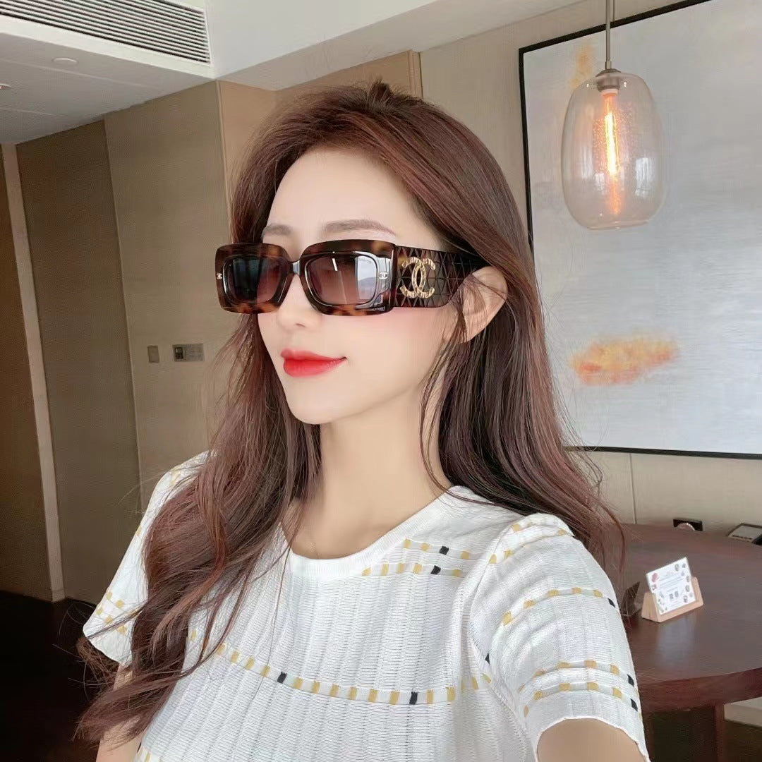 Sunglasses for Women Summer UV Protection Sunglasses for Men Small Face Style Glasses Retro Jelly Color6039Sun Protection Hot Item