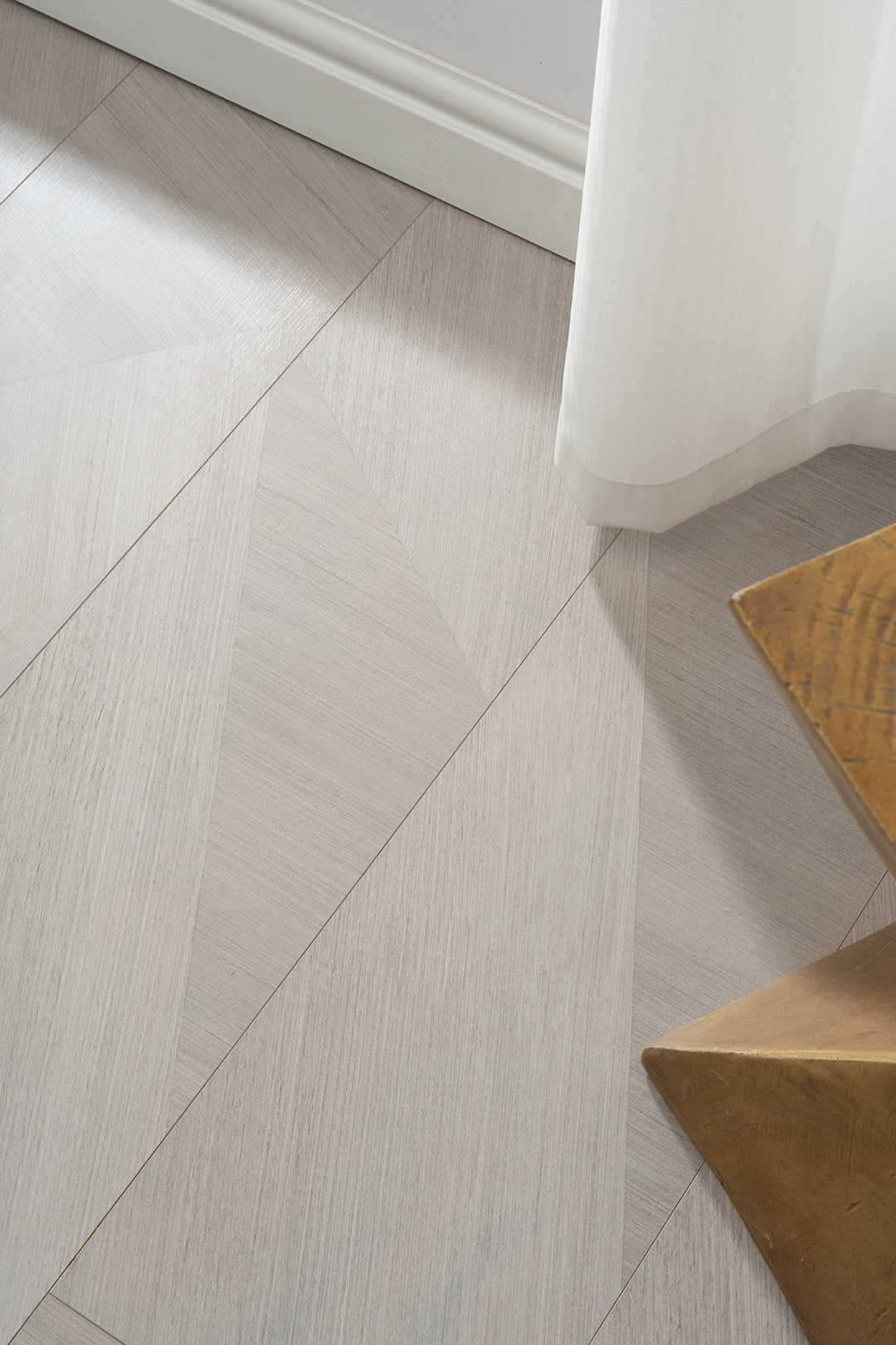 JX8204 Diamond Coating Full Birch Multi-layer Core Oak Grain Clicklock Engineered Flooring