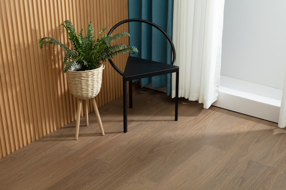 SK 1205 Full Birch Multi-layer Core Solid Wood Black Walnut Veneer 1.2mm Skid-resistant Lock Joint Engineered Flooring