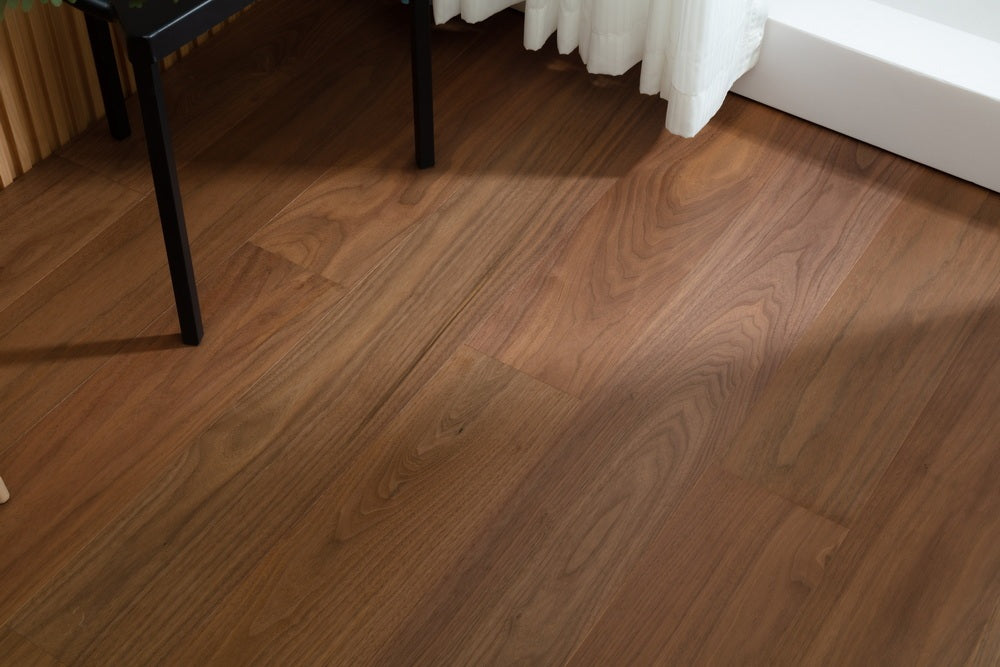 SK 1206 Full Birch Multi-layer Core Solid Wood Black Walnut Veneer 1.2mm Skid-resistant Lock Joint Engineered Flooring