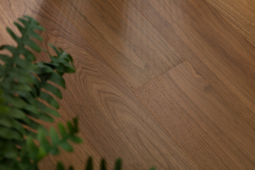 SK 1206 Full Birch Multi-layer Core Solid Wood Black Walnut Veneer 1.2mm Skid-resistant Lock Joint Engineered Flooring