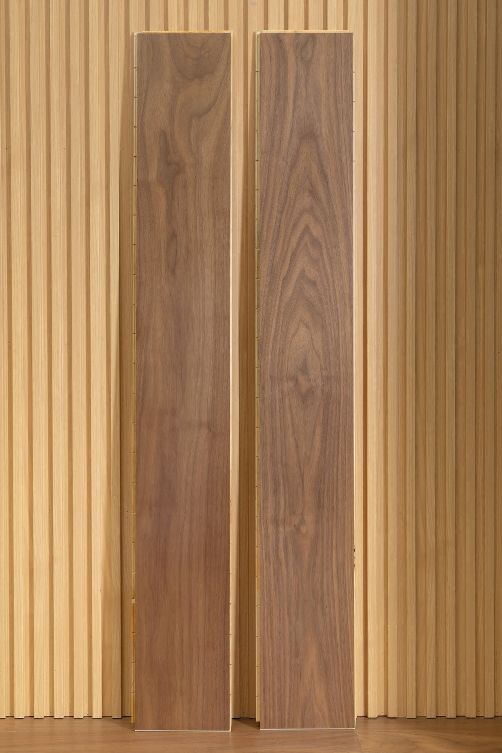SK 1206 Full Birch Multi-layer Core Solid Wood Black Walnut Veneer 1.2mm Skid-resistant Lock Joint Engineered Flooring