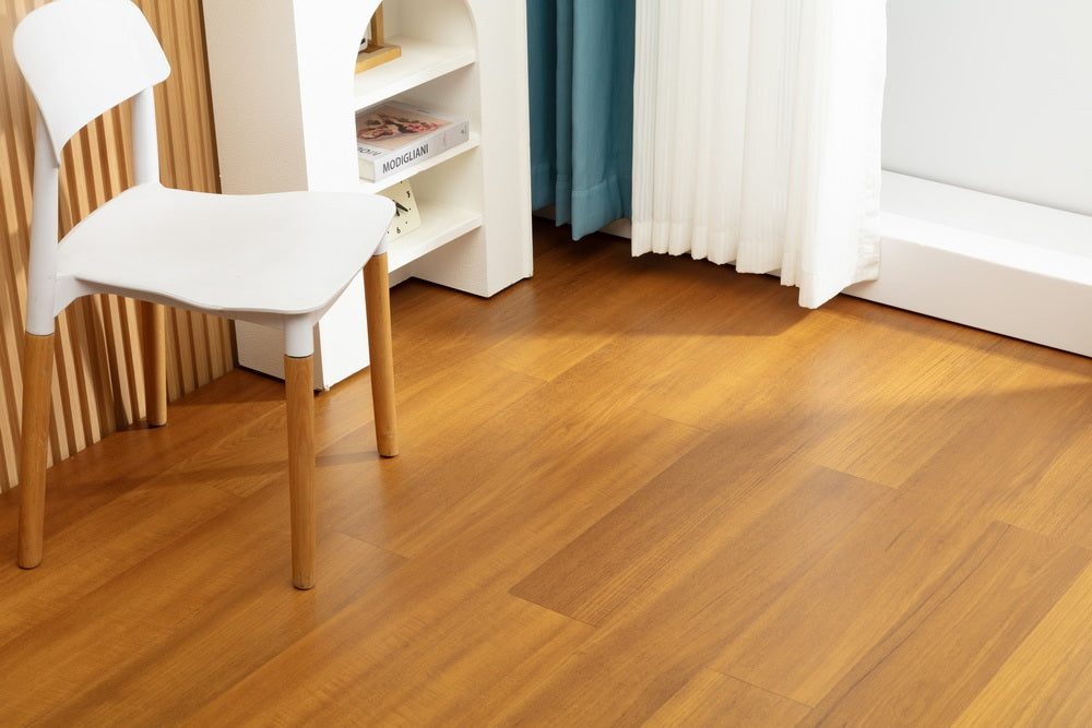 SK 1208 Full Birch Multi-layer Core Solid Wood Teak Veneer 1.2mm Skid-resistant Lock Joint Engineered Flooring