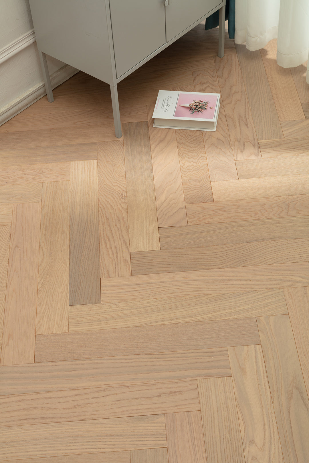 9207 Herringbone Art Parquet  Full Birch Multi-layer Core Solid Wood Oak Veneer Brushed Clickblock Joint Engineered Flooring