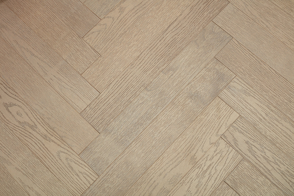 9208 Herringbone Art Parquet Metallic UV Finish Full Birch Multi-layer Core Solid Wood Oak Veneer Brushed Clickblock Joint Engineered Flooring