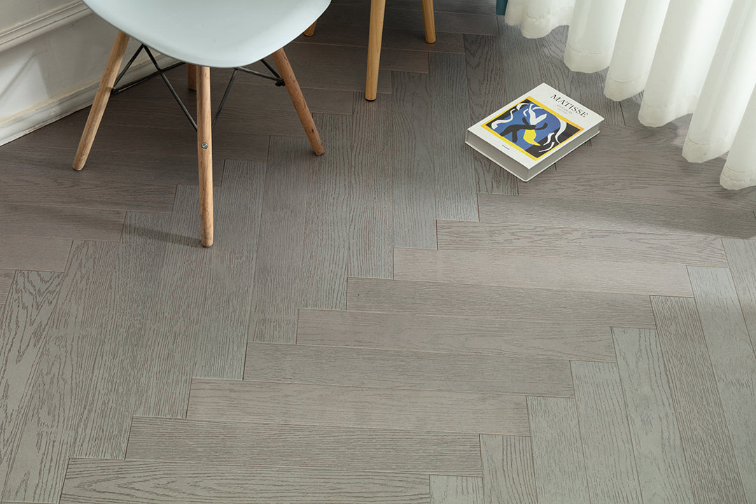9209 Herringbone Art Parquet Metallic UV Finish Full Birch Multi-layer Core Solid Wood Oak Veneer Brushed Clickblock Joint Engineered Flooring