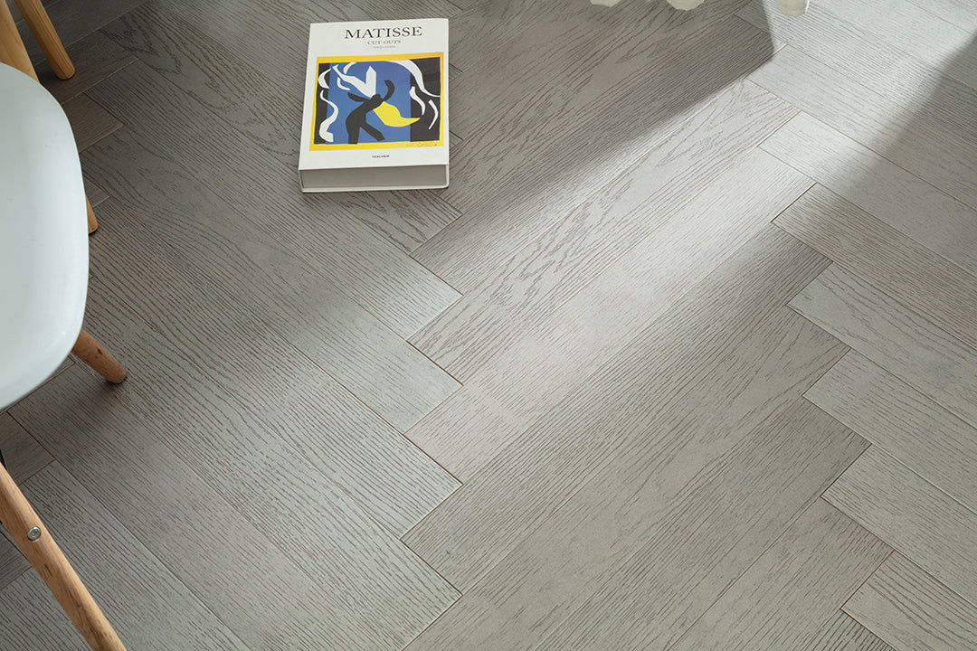 9209 Herringbone Art Parquet Metallic UV Finish Full Birch Multi-layer Core Solid Wood Oak Veneer Brushed Clickblock Joint Engineered Flooring