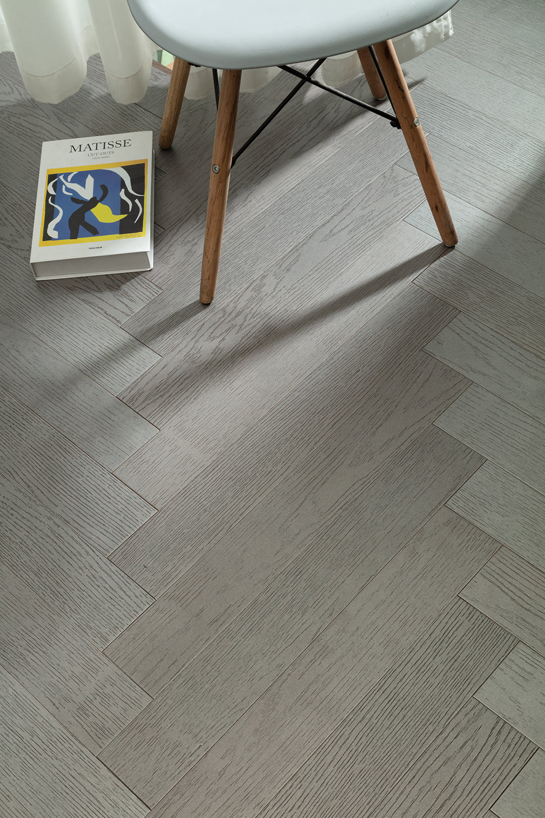 9209 Herringbone Art Parquet Metallic UV Finish Full Birch Multi-layer Core Solid Wood Oak Veneer Brushed Clickblock Joint Engineered Flooring