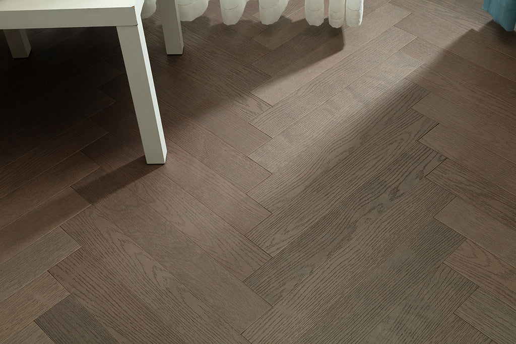 9210 Herringbone Art Parquet Metallic UV Finish Full Birch Multi-layer Core Solid Wood Oak Veneer Brushed Clickblock Joint Engineered Flooring