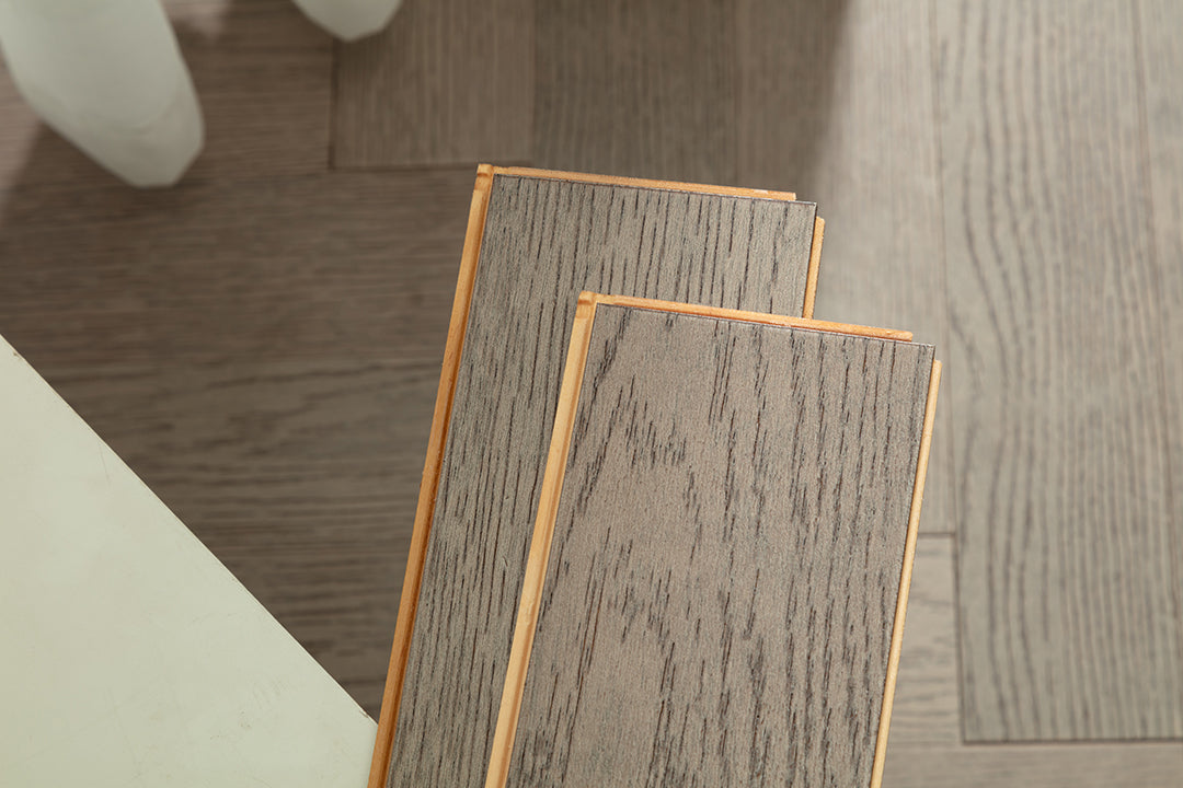 9210 Herringbone Art Parquet Metallic UV Finish Full Birch Multi-layer Core Solid Wood Oak Veneer Brushed Clickblock Joint Engineered Flooring
