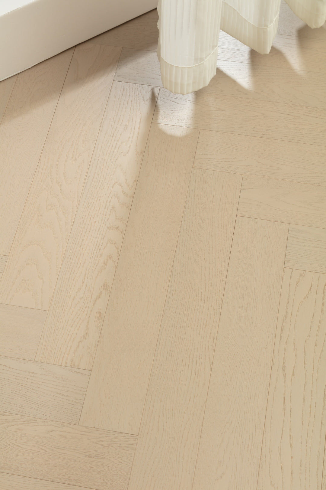9232 Herringbone Art Parquet Full Birch Multi-layer Core Solid Wood Oak Veneer Clickblock Joint Engineered Flooring