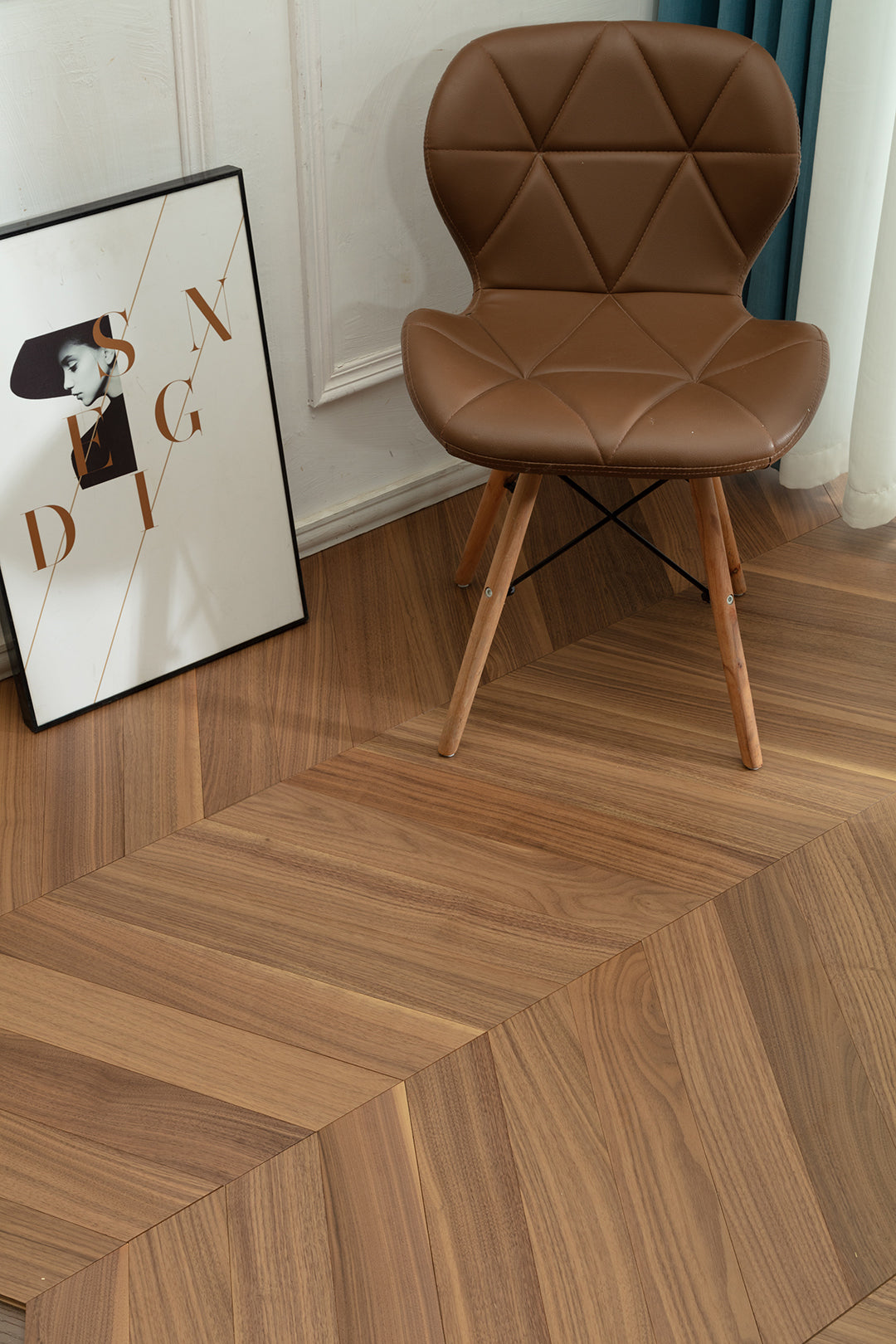 9513 Chevron Art Parquet  Full Birch Multi-layer Core Solid Wood Black Walnut Veneer Brushed Engineered Flooring