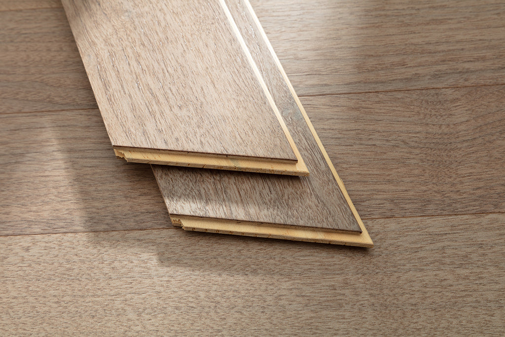 9515 Chevron Art Parquet Metallic UV Finish Full Birch Multi-layer Core Solid Wood Black Walnut Veneer Brushed Engineered Flooring