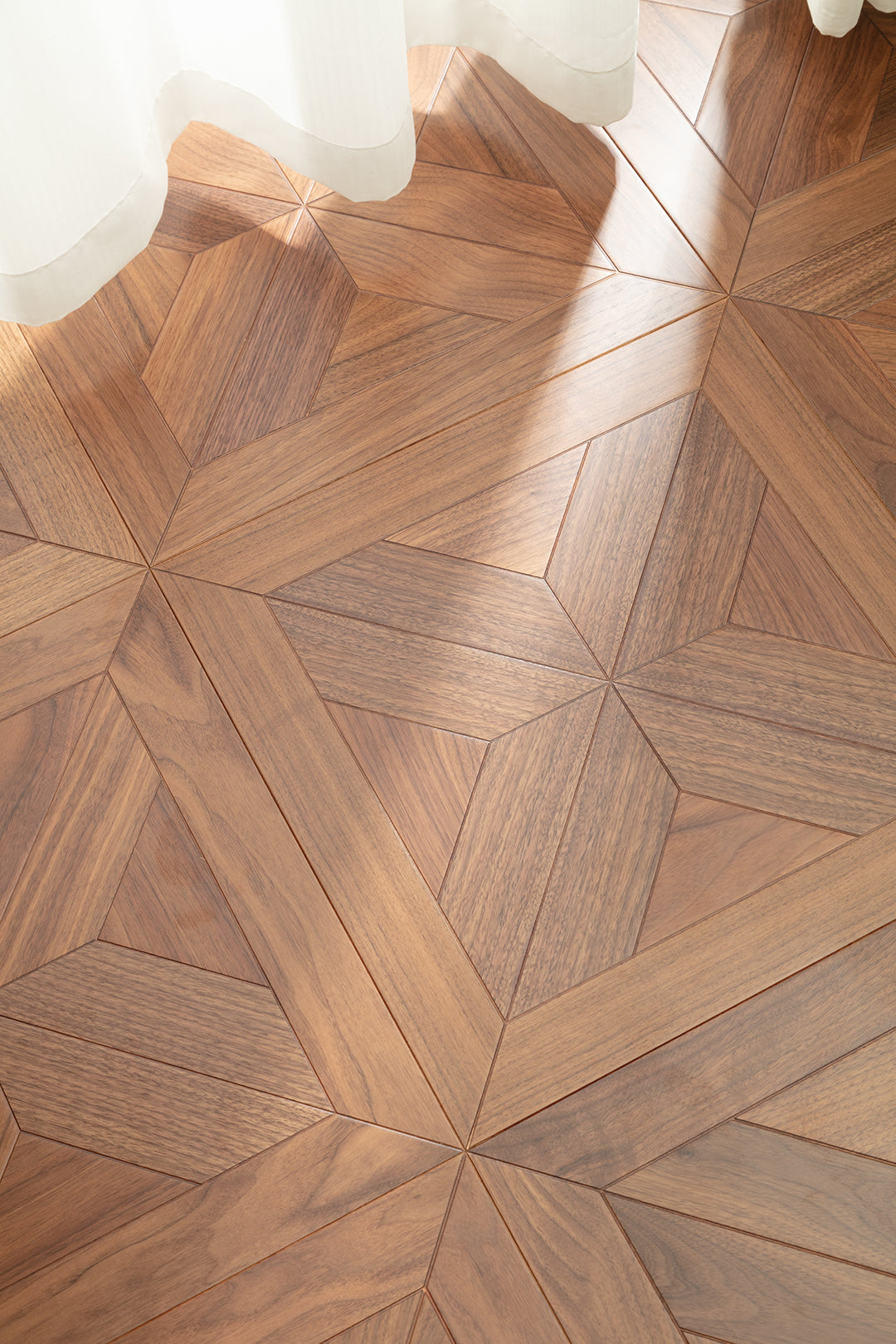 9150 Art Parquet Full Birch Multi-layer Core Solid Wood Veneer Skid-resistant Flush Joint Engineered Flooring