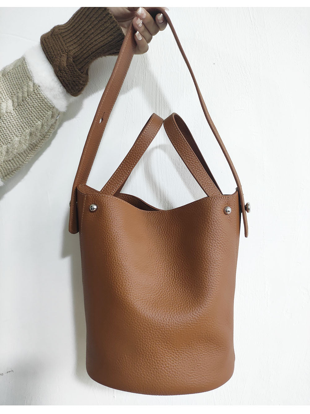 Guangzhou Genuine Leather Women's Bag Large Capacity Tote Bag Top Layer Cowhide Bucket Bag Handheld Shoulder Crossbody Bag Trendy