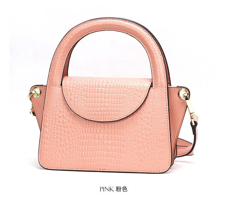 Spring and Autumn New Retro Women's Bag Trendy Fashionable Unique Niche Versatile Crossbody Bag Casual Single Shoulder Small Square Bag