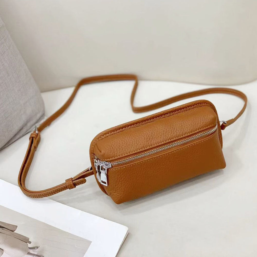 Compact and Exquisite Phone Bag for Women2025New Lightweight Simple Chest Bag Fashionable Portable Mini Crossbody Bag Small Bag