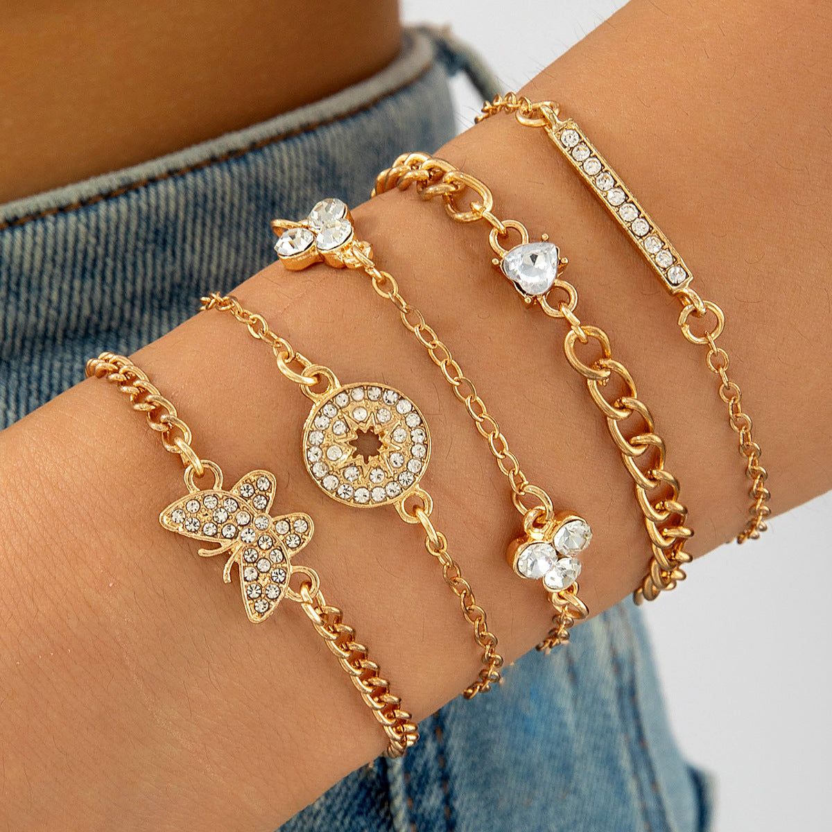 European and American Light Luxury Accessories Heart-shaped Leaf Inlaid Diamond Four-layer Bracelet Butterfly Knot Open Bracelet Set for Women