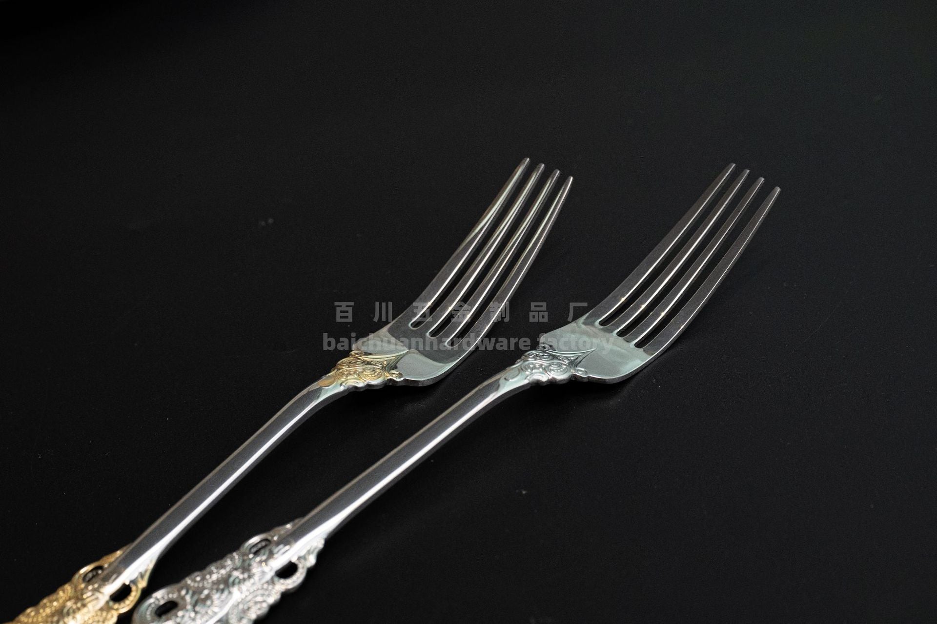 Court316Stainless Steel Tableware Cake Fruit Fork Home Hotel Dessert Fork Western Food Gift Wholesale