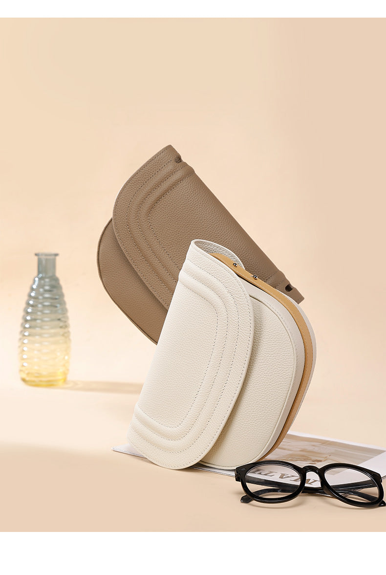 In Stock Trendy Retro Saddle Bag Semi-Circular Niche Texture Crossbody Women's Bag Simple Versatile Shoulder Bag for Women Daily Style
