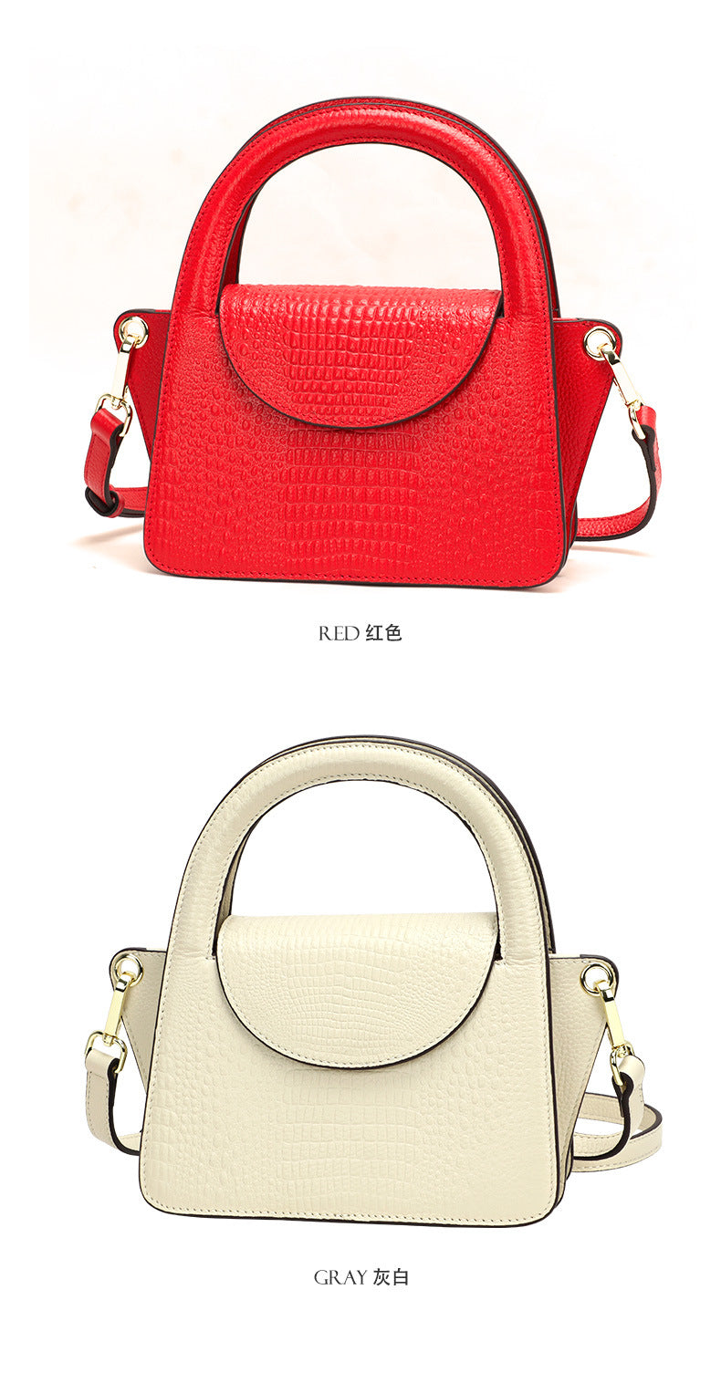 Spring and Autumn New Retro Women's Bag Trendy Fashionable Unique Niche Versatile Crossbody Bag Casual Single Shoulder Small Square Bag
