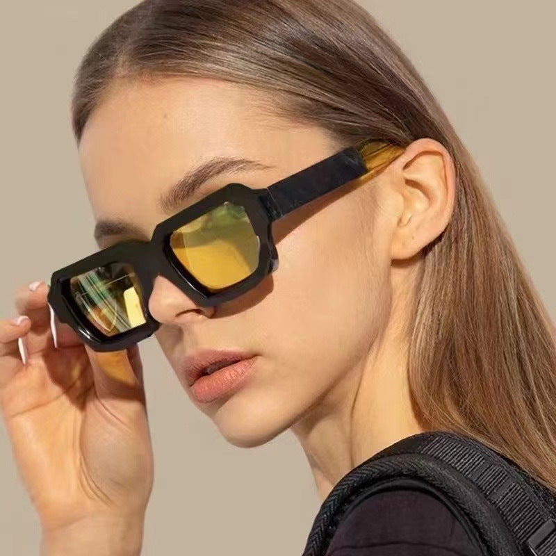 New Fashion Square Frame Sunglasses for Men and Women with a High-End Feel INS European and American style sunglasses outdoor glasses sglasses