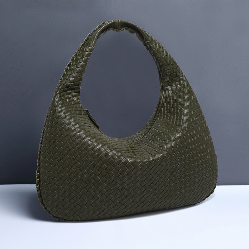 European and American New Crescent Women's Bag Fully Handwoven Handheld Dumpling Bag Fashionable Versatile European and American Style Single Shoulder Underarm Bag