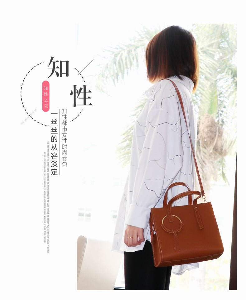 Simple Women's Single Shoulder Handbag Large Capacity Women's Crossbody Bag for Work Commute Cowhide Women's Bag In Stock Wholesale