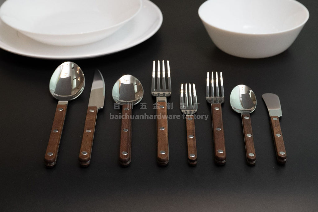 French Style Solid Wood Walnut Handle Western Cutlery Stainless Steel Knife Fork Spoon Wholesale Household Kitchen Western Restaurant