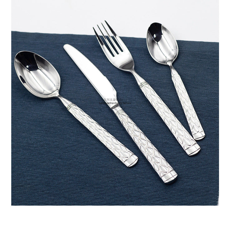 304Stainless Steel Knife Fork Spoon Thickened Forged Relief Tableware Western Steak Knife Fork Dessert Spoon4Piece Suit