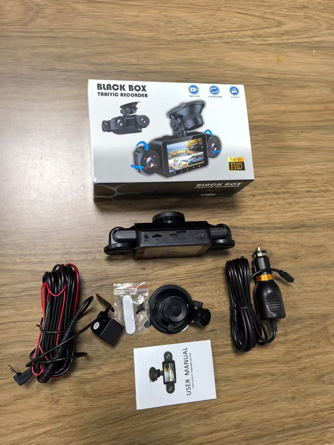 New S21Driving Recorder with Rearview Camera4Record in HD1080P Infrared Night Vision3Inch Large Screen