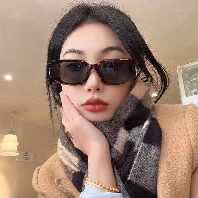 European and American fashion narrow frame sunglasses for women INS Street style square sunglasses for women wholesale sunglasses