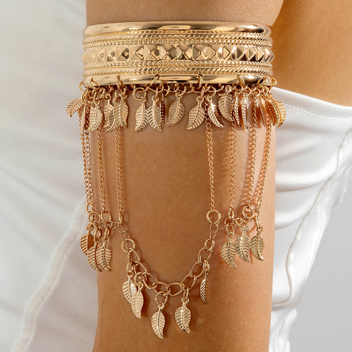 European and American Western Cowboy Style Metal Tassel Armband arm chain Dunhuang Chain Retro Arm Bracelet Wholesale