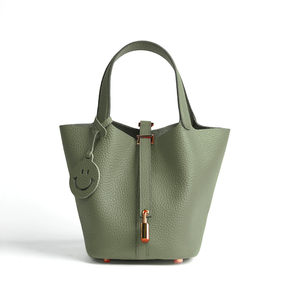European and American New Hot-Selling Simple Women's Top Layer Cowhide Large Capacity Versatile Bucket Bag Handbag