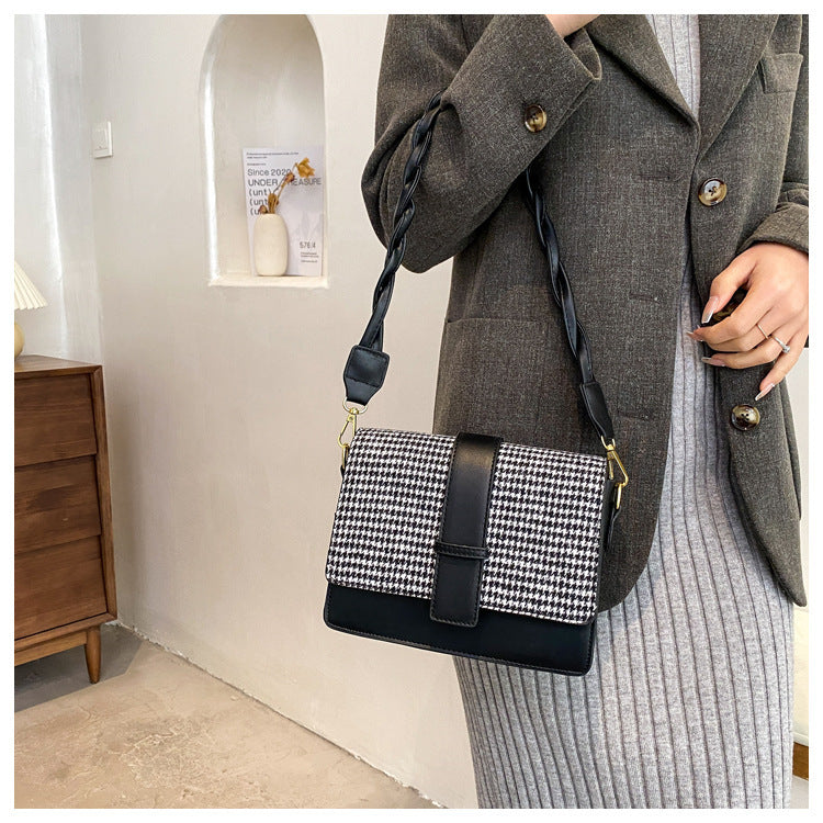 Trolis Houndstooth Bag for Women2024New Trendy Korean Version Niche Versatile Single Shoulder Crossbody Fashion Small Square Bag